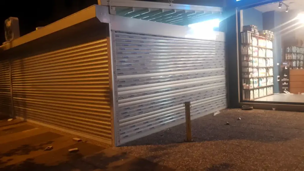 Gece-Gündüz 7/24 Acil Kepenk Tamiri Hizmeti