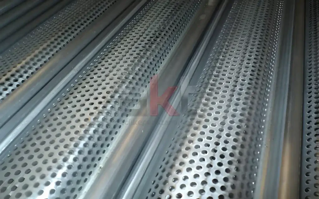 Alüminyum Kepenk mi Çelik Kepenk mi? Detaylı Karşılaştırma