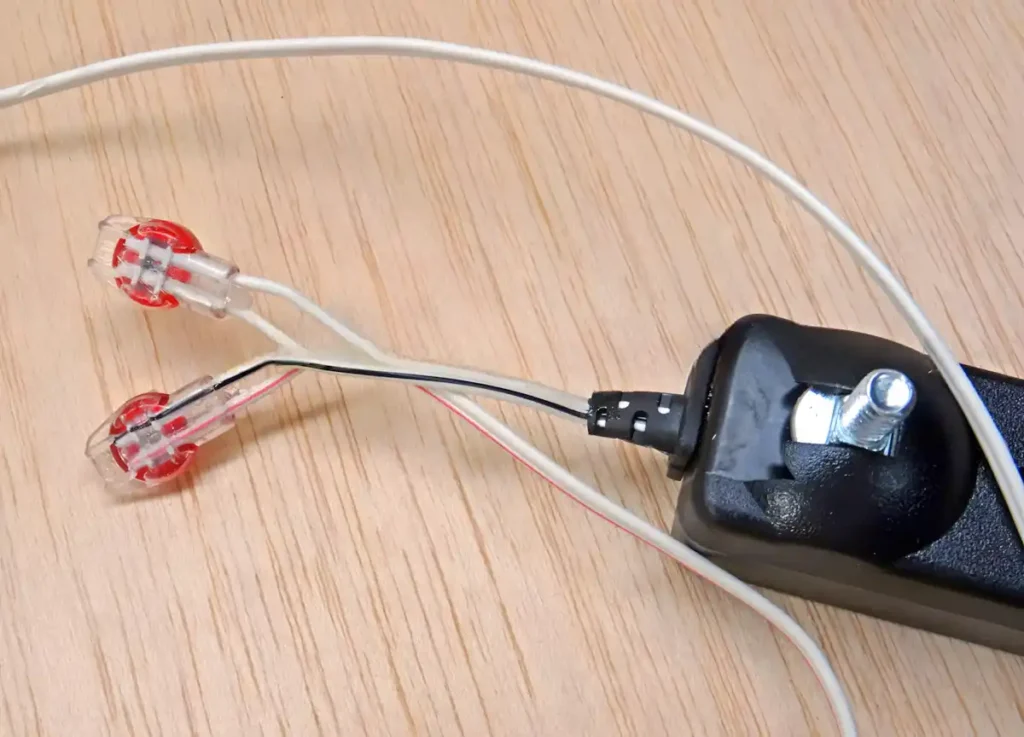 Garaj Kapısı Geri Açılıyor – Sensör Sorunları ve Ayarları